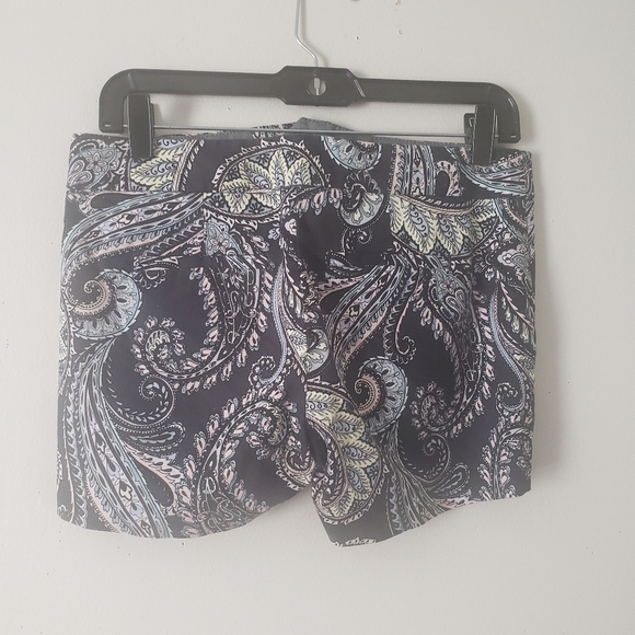 Banana republic Hampton Fit Shorts - Picture 2 of 10